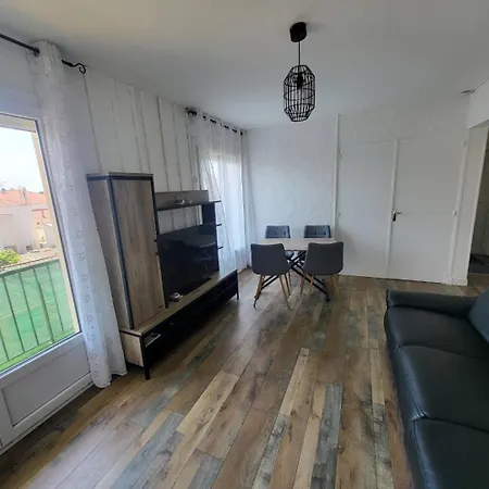 Sp000-017b 3 Pieces - Jusqu'a 5 Personnes - Pierre La Apartment *