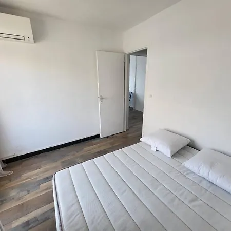 Sp000-017b 3 Pieces - Jusqu'a 5 Personnes - Pierre La Apartment *